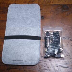 RavPower 13 USB Adaptors Converters + Wool Travel Carrier Pouch
